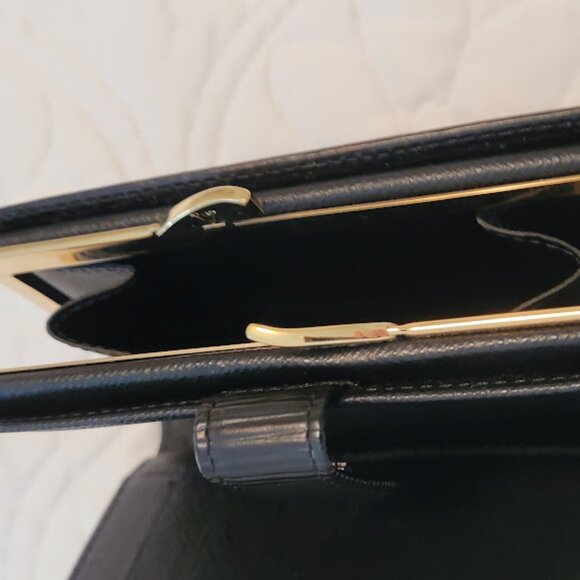 Louis Vuitton EPI Wallet - Picture 9 of 9